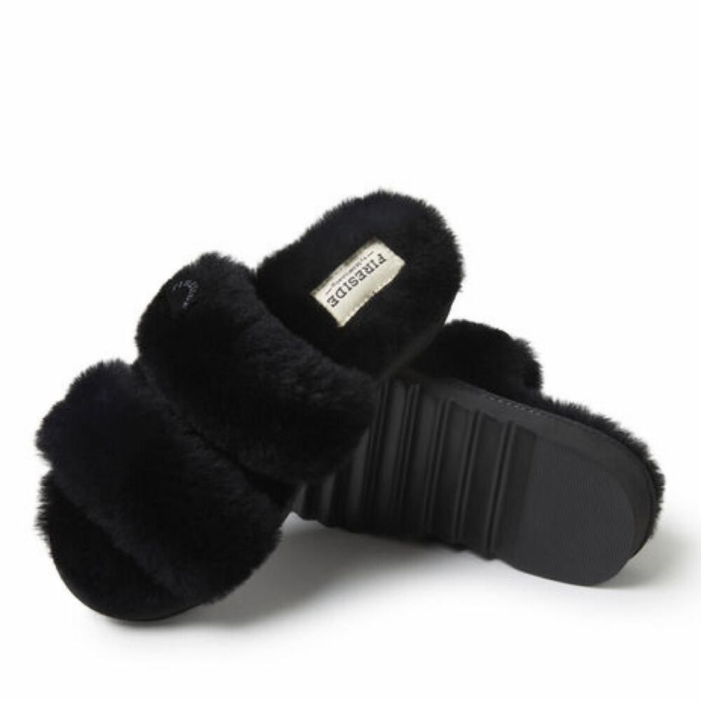 Women’s Dearfoam Fireside black faux fur slide slippers